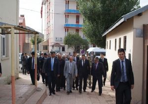 Öztürk'ten Çat çıkarması